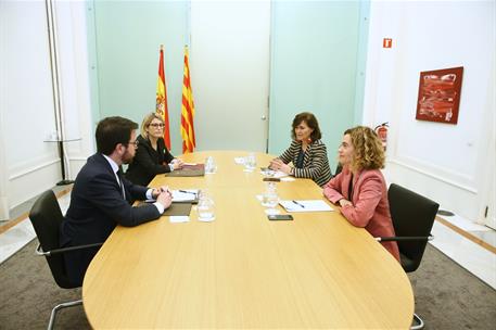 20/12/2018. Reunión de la vicepresidenta Calvo y la ministra Batet con el vicepresident y la portavoz de la Generalitat. La vicepresidenta d...