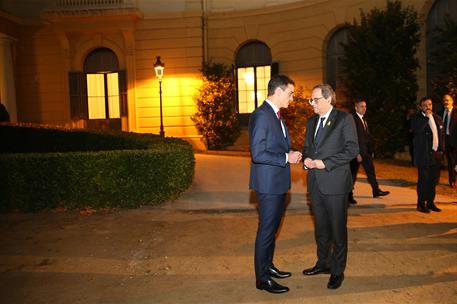 20/12/2018. Pedro Sánchez se reúne con el president de la Generalitat de Cataluña en Barcelona. El presidente del Gobierno, Pedro Sánchez, y...