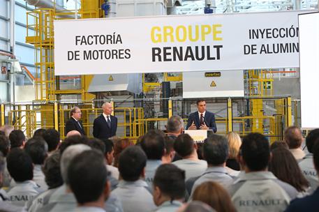 22/10/2018. Pedro Sánchez visita a la factoría de Reanult en Valladolid. El presidente del Gobierno, Pedro Sánchez, en su intervención duran...