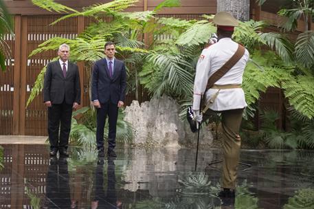 22/11/2018. Viaje del presidente del Gobierno a Cuba. El presidente del Gobierno, Pedro Sánchez, a su llegada al Palacio Presidencial, donde...