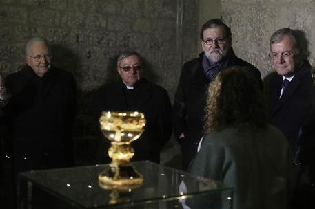 23/01/2018. Mariano Rajoy visita León. El presidente del Gobierno, Mariano Rajoy, en la sala del "Cáliz de Doña Urraca", en el Museo de la R...