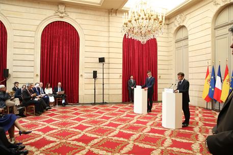 23/06/2018. Pedro Sánchez se reúne con Emmanuel Macron en El Elíseo. El presidente del Gobierno, Pedro Sánchez, y el presidente de la Repúbl...