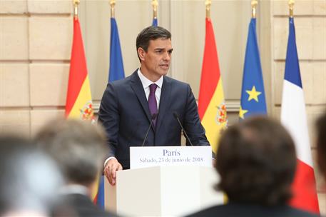 23/06/2018. Pedro Sánchez se reúne con Emmanuel Macron en El Elíseo. El presidente del Gobierno, Pedro Sánchez, durante la rueda de prensa p...