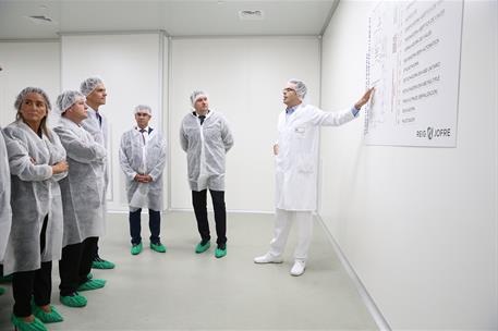 23/10/2018. Sánchez inaugura la ampliación de las instalaciones de la planta farmacéutica Reig Jofre. El presidente del Gobierno, Pedro Sánc...