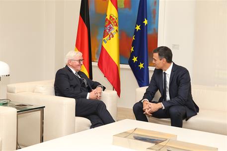 24/10/2018. Sánchez recibe al presidente de la República Federal de Alemania. El presidente del Gobierno, Pedro Sánchez, y el presidente de ...