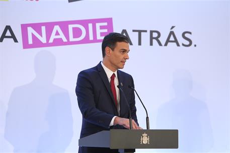 25/10/2018. Sánchez recibe a representantes de la Fundación RAIS. El presidente del Gobierno, Pedro Sánchez, durante la rueda de prensa que ...