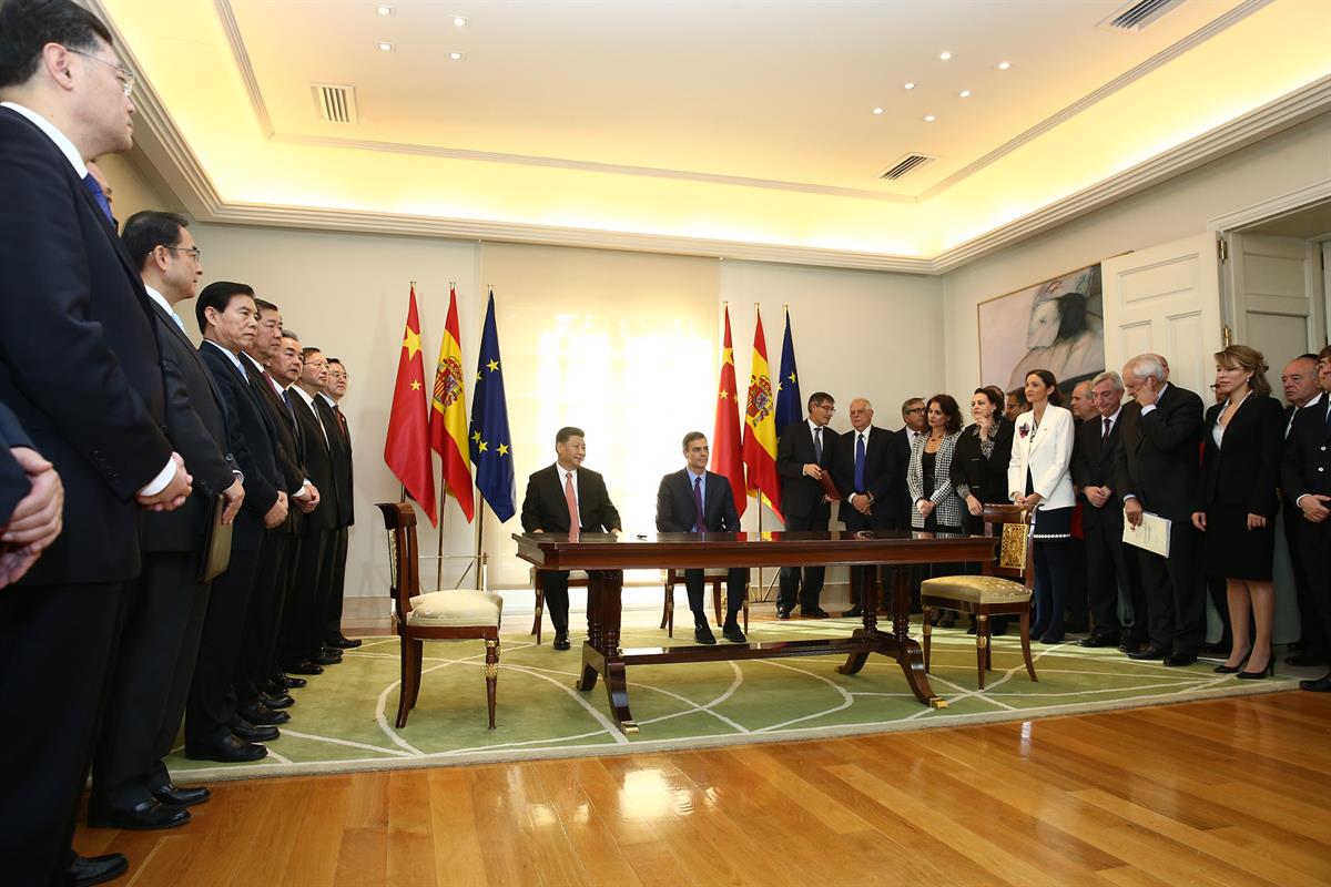 28/11/2018. Pedro Sánchez recibe al presidente de China, Xi Jinping. El presidente Pedro Sánchez y el presidente de la República Popular Chi...