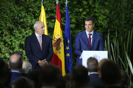 29/08/2018. Viaje de Pedro Sánchez a Latinoamérica: Colombia. El presidente del Gobierno, Pedro Sánchez, acompañado del embajador de España ...