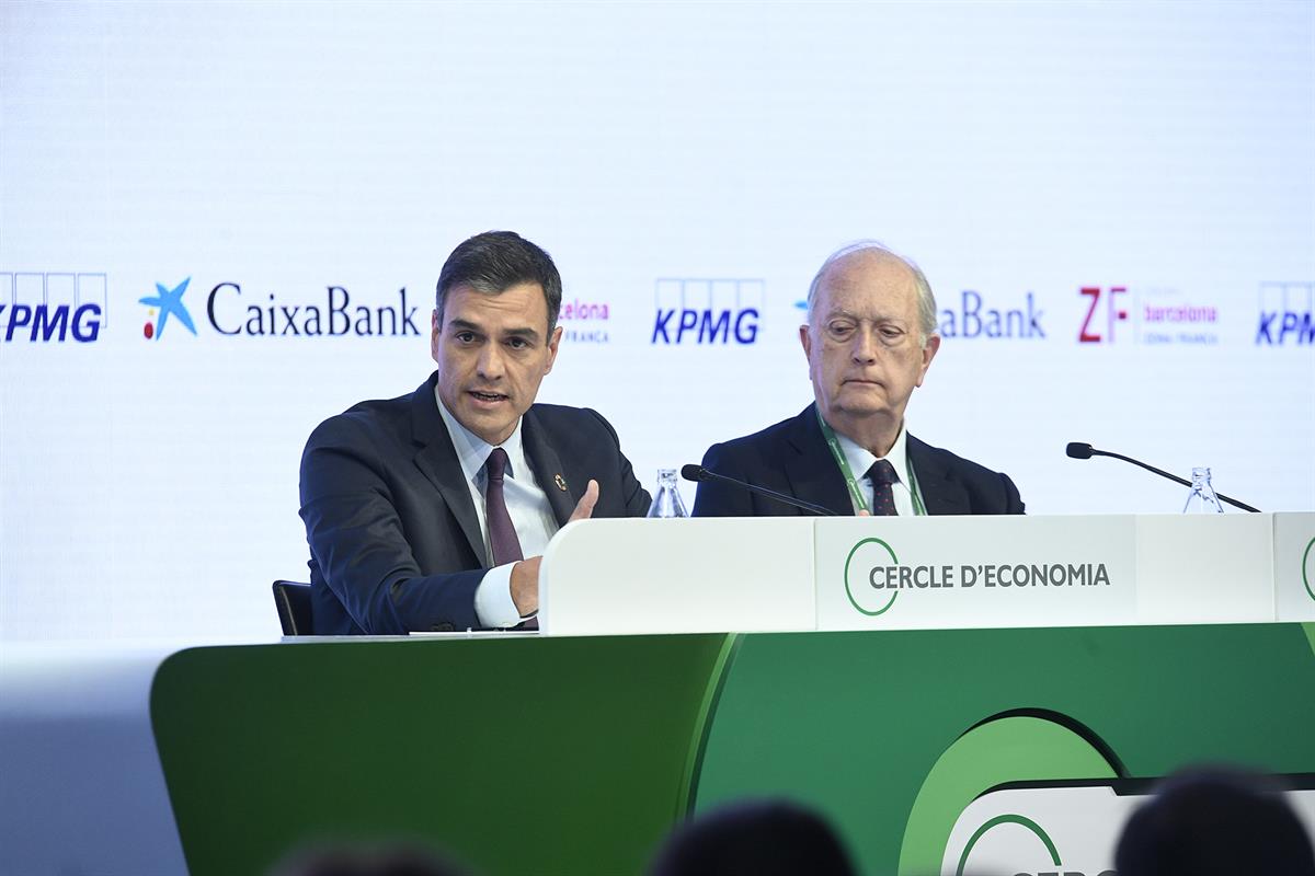 1/06/2019. Sánchez clausura la XXXV reunión del Círculo de Economía. El presidente del Gobierno en funciones, Pedro Sánchez, junto al presid...