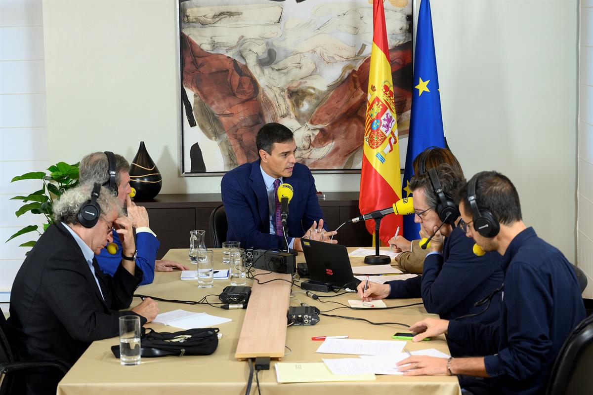 1/10/2019. Pedro Sánchez, entrevistado en la Cadena SER. El presidente del Gobierno en funciones, Pedro Sánchez, en un momento de la entrevi...