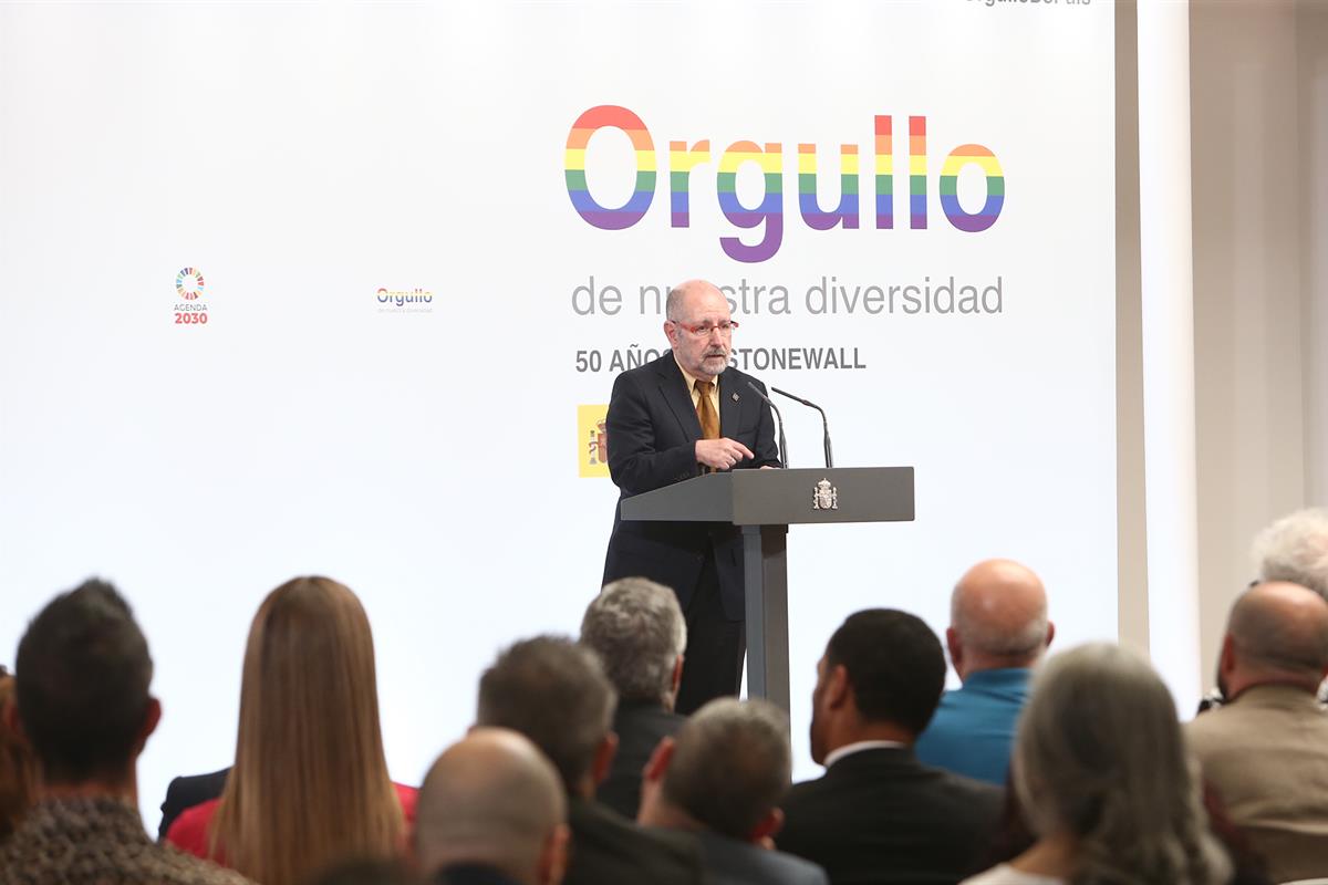 3/07/2019. Sánchez recibe a los representantes de colectivos LGTBI. El representante del colectivo LGTBI Jorge Lozano, durante su intervenci...