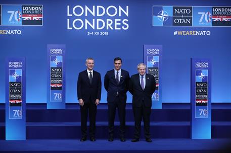 4/12/2019. Pedro Sánchez participa en la Cumbre de la OTAN. El presidente del Gobierno en funciones, Pedro Sánchez, junto al secretario gene...