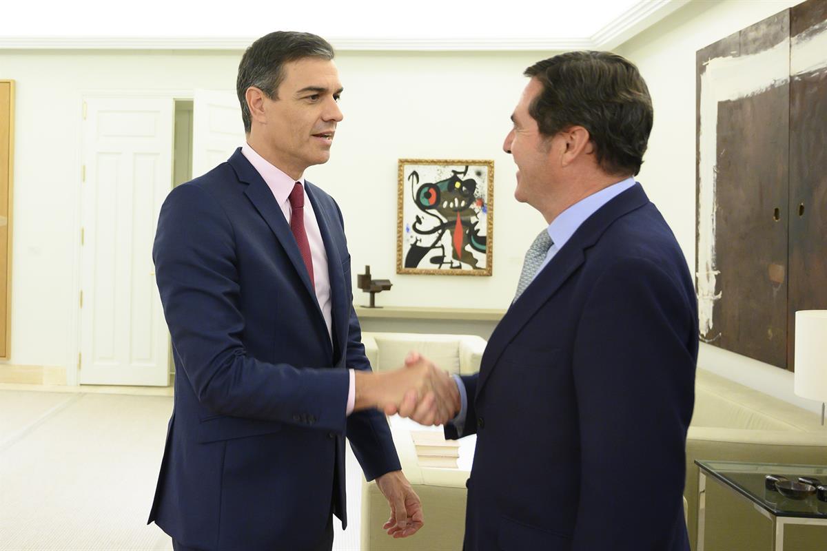 8/08/2019. Pedro Sánchez se reúne con los representantes de los agentes sociales. El presidente del Gobierno en funciones, Pedro Sánchez, sa...