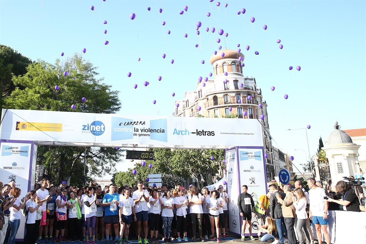 9/06/2019. Sánchez participa en la Carrera contra la Violencia de Género. El presidente del Gobierno en funciones, Pedro Sánchez, en la líne...