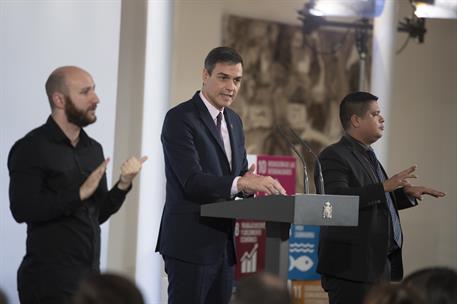 10/04/2019. Sánchez preside el acto "Las personas con discapacidad en la Agenda 2030". El presidente del Gobierno, Pedro Sánchez, durante su...