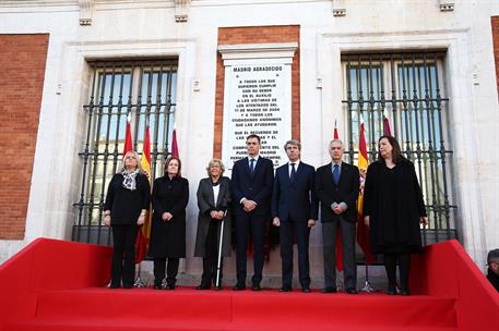 11/03/2019. Sánchez asiste al acto en memoria de las víctimas del 11-M. El presidente del Gobierno, Pedro Sánchez, el presidente de la Comun...