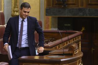 El presidente del Gobierno en funciones, Pedro Sánchez, durante su comparecencia en el Congreso