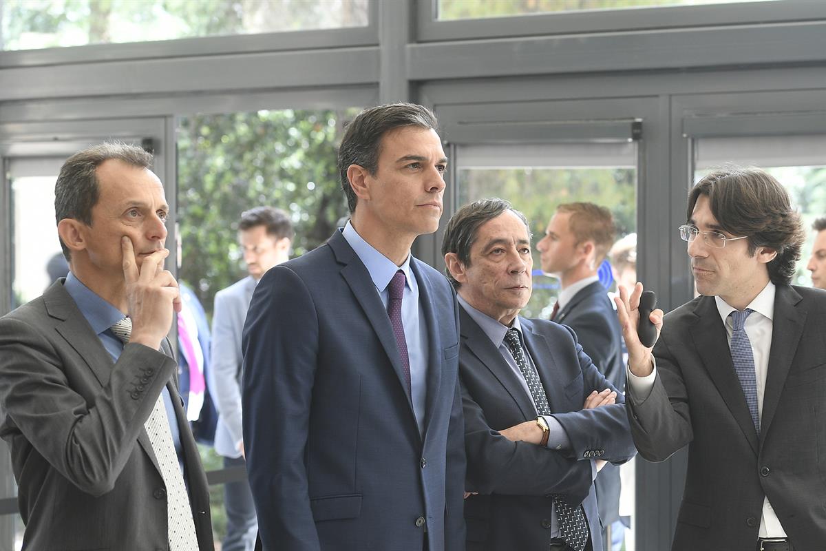 12/06/2019. Sánchez visita el Barcelona Supercomputing Center-Centro Nacional de Supercomputación. El presidente del Gobierno en funciones, ...