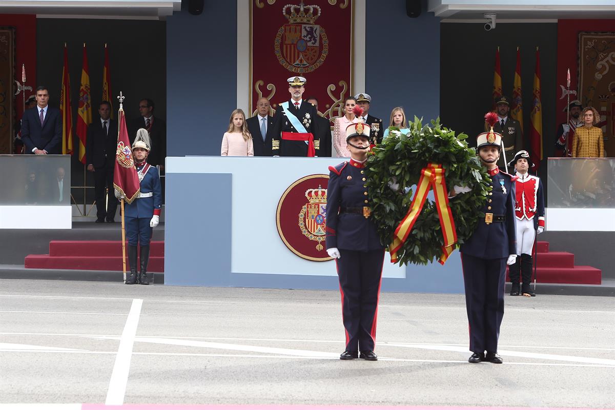 12/10/2019. 12 de Octubre. El presidente del Gobierno en funciones, Pedro Sánchez, en la tribuna de autoridades, durante el acto de homenaje...
