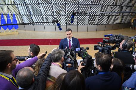 12/12/2019. Pedro Sánchez asiste al Consejo Europeo. El presidente del Gobierno en funciones, Pedro Sánchez, atiende a los medios de comunic...