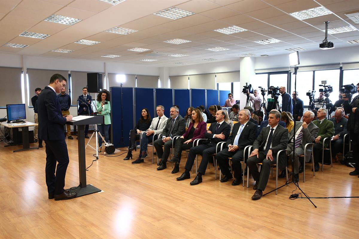 13/03/2019. Pedro Sánchez visita el ITCL. El presidente del Gobierno, Pedro Sánchez, durante su intervención en el Instituto Tecnológico de ...