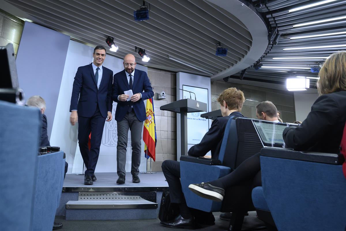 14/11/2019. Sánchez recibe al presidente electo del Consejo Europeo, Charles Michel. El presidente del Gobierno en funciones, Pedro Sánchez,...