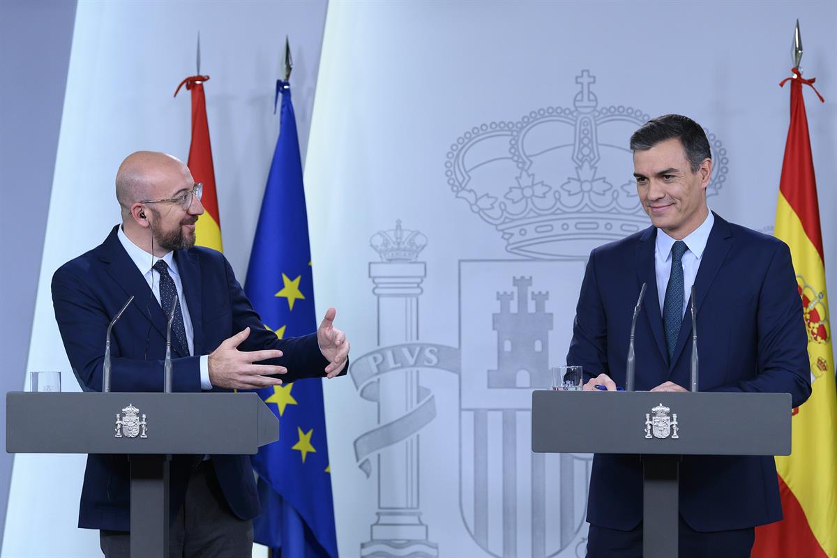 14/11/2019. Sánchez recibe al presidente electo del Consejo Europeo, Charles Michel. El presidente del Gobierno en funciones, Pedro Sánchez,...