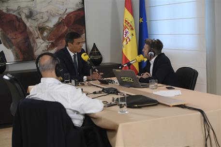 15/07/2019. Pedro Sánchez, entrevistado en la Cadena SER. El presidente del Gobierno en funciones, Pedro Sánchez, durante la entrevista en e...