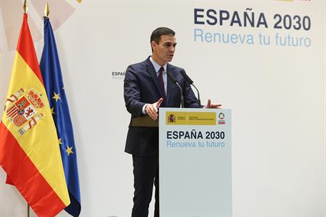 20/02/2019. Sánchez asiste a la presentación del anteproyecto de Ley de Cambio Climático y Transición Energética. El presidente del Gobierno...