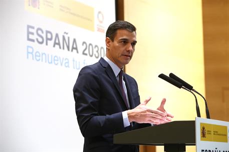 20/02/2019. Sánchez asiste a la presentación del anteproyecto de Ley de Cambio Climático y Transición Energética. El presidente del Gobierno...