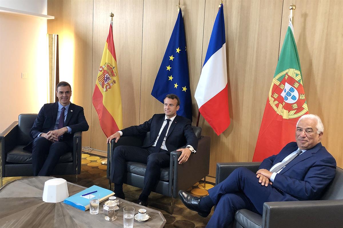 20/06/2019. Pedro Sánchez mantiene un encuentro con Emmanuel Macron y Antonio Costa. El presidente del Gobierno en funciones, Pedro Sánchez,...