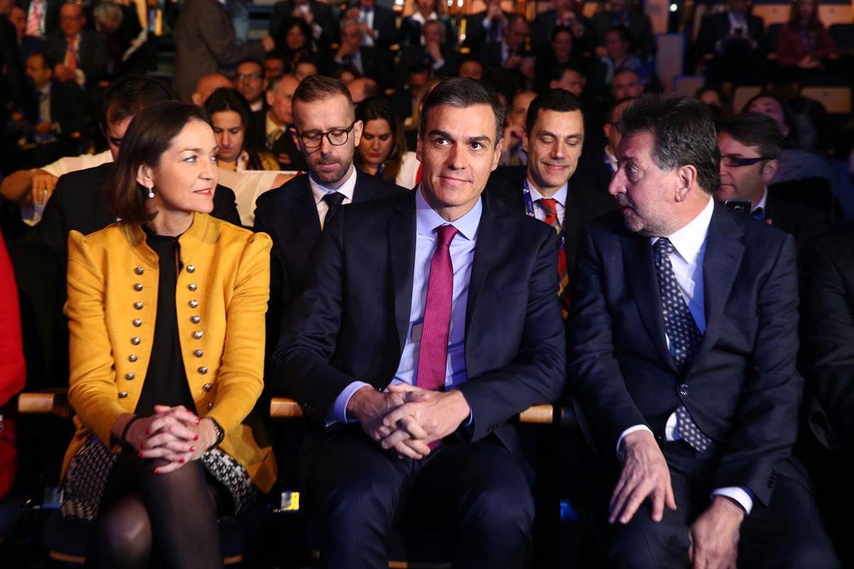 21/01/2019. Sánchez inaugura el V Foro de Innovación Turística. La ministra de Industria, Comercio y Turismo, Reyes Maroto, el presidente de...