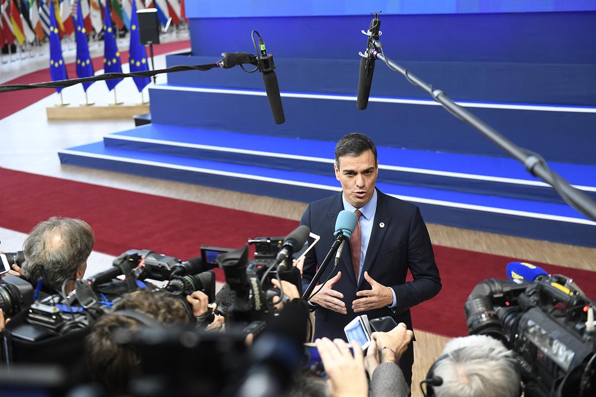 21/03/2019. El presidente del Gobierno asiste al Consejo Europeo. El presidente del Gobierno, Pedro Sánchez, atiende a los medios de comunic...