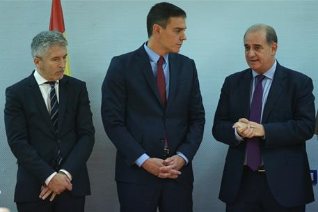 21/10/2019. Pedro Sánchez visita Barcelona. El director general de la Policía, Francisco Pardo Piqueras, informa al presidente del Gobierno ...