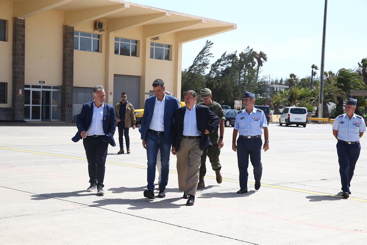 22/08/2019. Pedro Sánchez visita las zonas afectadas por el incendio de Valleseco en la isla de Gran Canaria. El presidente del Gobierno en ...