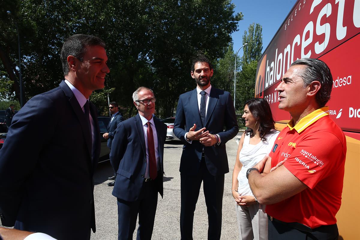 23/08/2019. Despedida a la selección de baloncesto masculina con motivo del mundial de China. El presidente del Gobierno en funciones, Pedro...