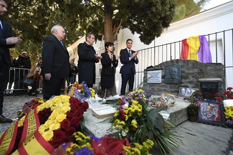 24/02/2019. Sánchez conmemora el 80 aniversario de la muerte de Antonio Machado. El presidente del Gobierno, Pedro Sánchez, descubre una pla...