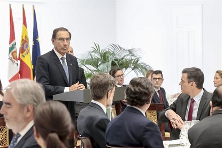 28/02/2019. Pedro Sánchez recibe al presidente de Perú, Martín Vizcarra. El presidente de Perú, Martín Vizcarra, durante el almuerzo que le ...