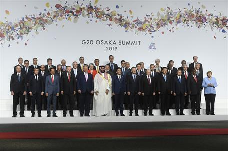 28/06/2019. Pedro Sánchez asiste a la Cumbre del G-20. Foto de familia de los participantes en la Cumbre de Líderes del G-20.