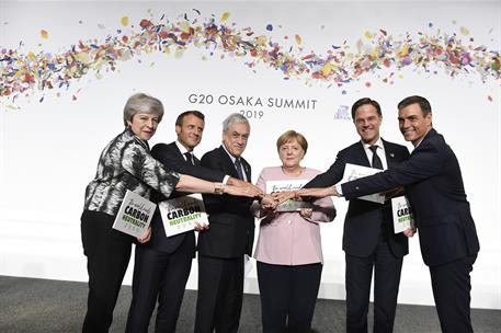 29/06/2019. Pedro Sánchez asiste a la Cumbre del G-20. El presidente del Gobierno en funciones, Pedro Sánchez, junto a la primera ministra b...