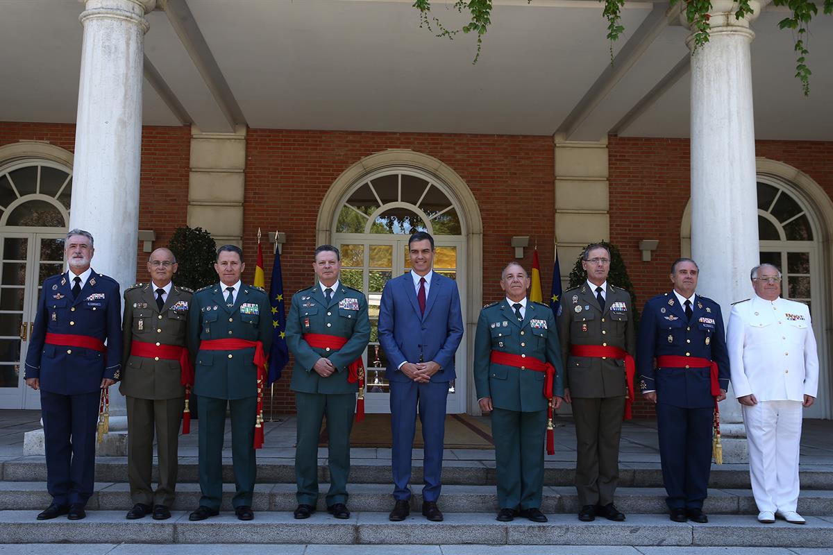 29/07/2019. Sánchez recibe a los oficiales generales de las Fuerzas Armadas y la Guardia Civil. El presidente del Gobierno en funciones, Ped...