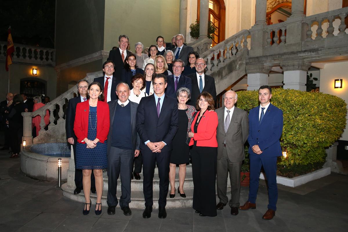 30/01/2019. Pedro Sánchez visita México. El presidente del Gobierno, Pedro Sánchez, junto al presidente del Ateneo Español de México, Ernest...