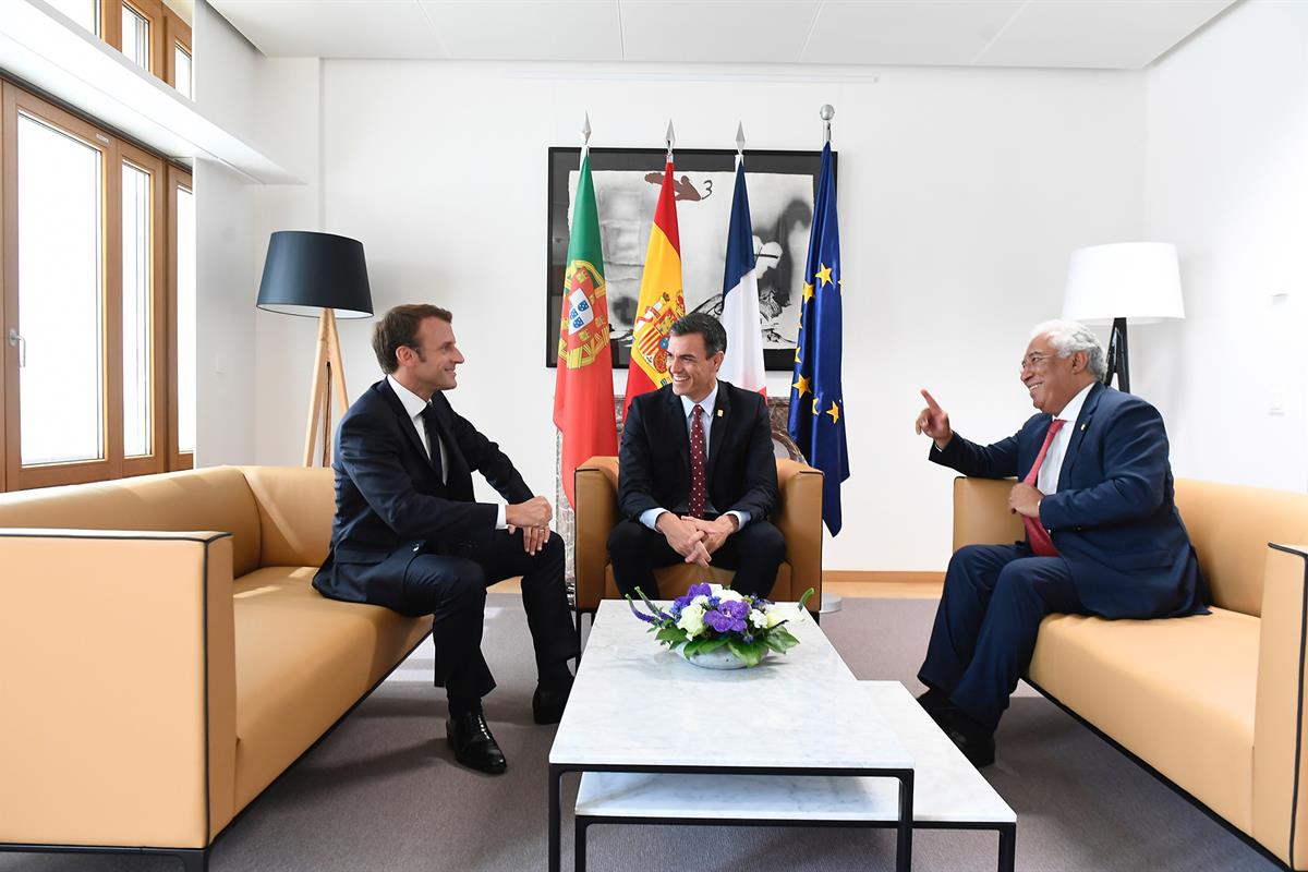 30/06/2019. Pedro Sánchez asiste al Consejo Europeo Extraordinario. El presidente del Gobierno en funciones, Pedro Sánchez, junto al preside...
