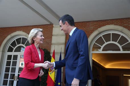 31/07/2019. Pedro Sánchez se reúne con la presidenta electa de la Comisión Europea, Ursula von der Leyen. El presidente del Gobierno en func...