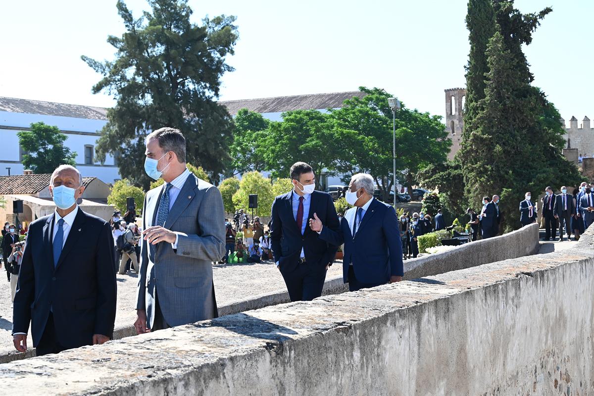 1/07/2020. Asiste a la reapertura de la frontera entre España y Portugal en Badajoz y Elvas. El presidente del Gobierno, Pedro Sánchez, junt...