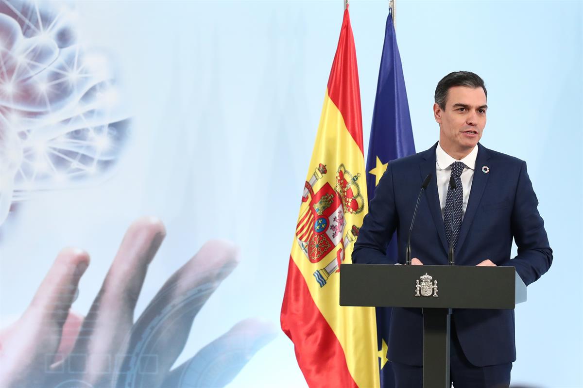 2/12/2020. Pedro Sánchez presenta la Estrategia Nacional de Inteligencia Artificial. El presidente del Gobierno, Pedro Sánchez, durante su i...