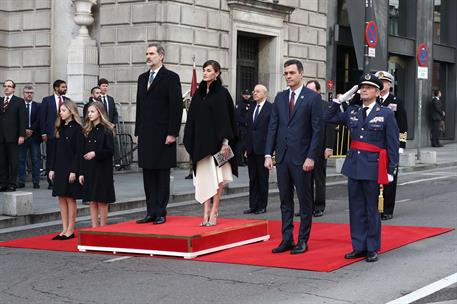 3/02/2020. Pedro Sánchez asiste a la apertura de la XIV Legislatura. El presidente del Gobierno, Pedro Sánchez, junto a los reyes, la prince...