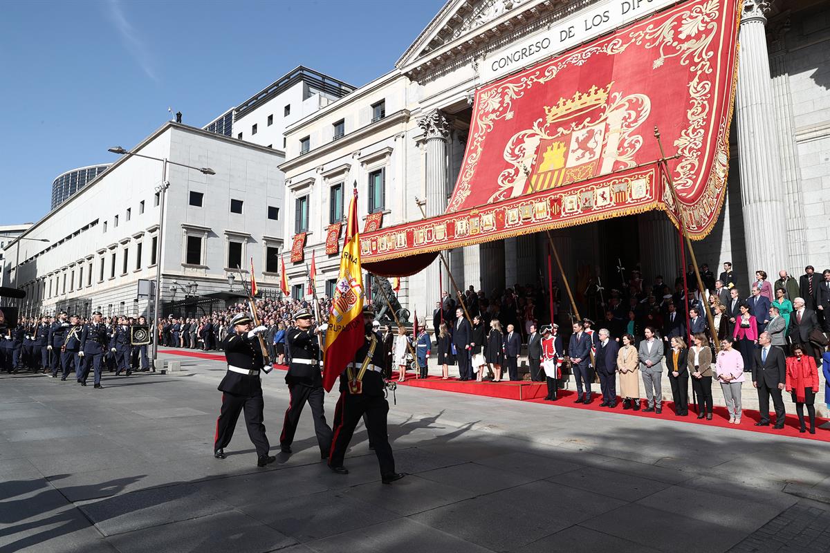 3/02/2020. Pedro Sánchez asiste a la apertura de la XIV Legislatura. El presidente del Gobierno, Pedro Sánchez, junto a los reyes, las infan...