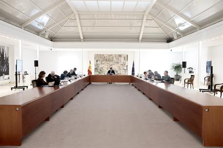 3/04/2020. Pedro Sánchez preside la reunión del Comité de Gestión Técnica del Coronavirus. El presidente del Gobierno, Pedro Sánchez, durant...