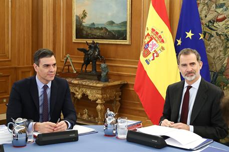 4/03/2020. El presidente del Gobierno asiste a la reunión del Consejo de Seguridad Nacional. El Rey Felipe VI y el presidente del Gobierno, ...